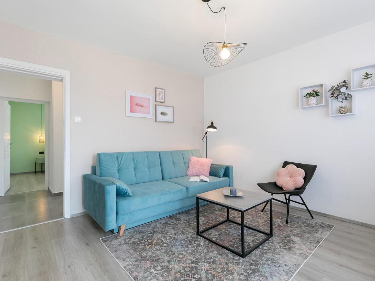 Center With Private Garden And Bbq Apartment *