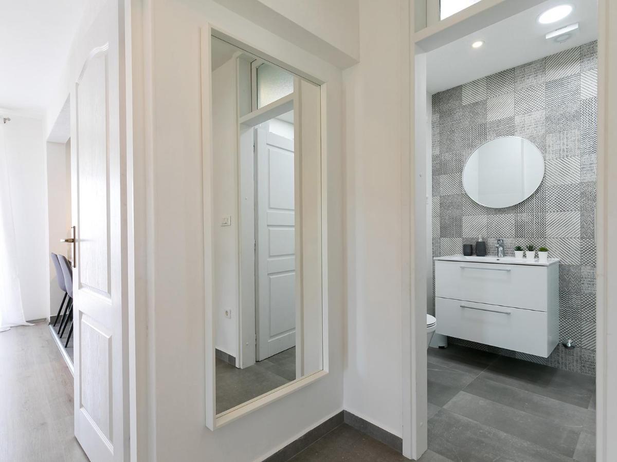 Center With Private Garden And Bbq Apartmán Porec