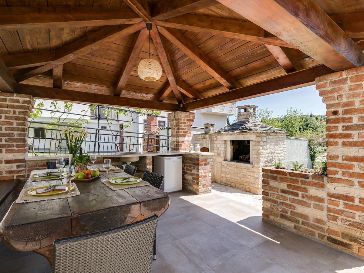 Center With Private Garden And Bbq Apartment *